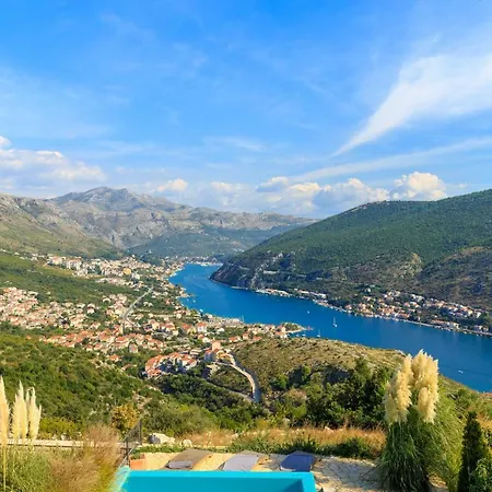 Hedera Estate, House Hedera *