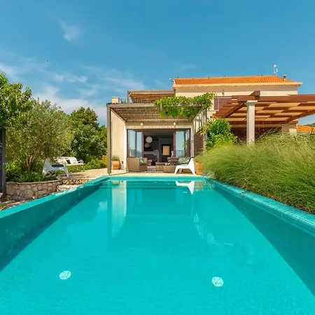 וילה Hedera Estate, House Hedera *