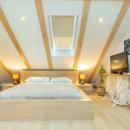 Hedera Estate, House Hedera וילה Mokošica