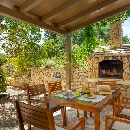 Hedera Estate, House Hedera Villa *