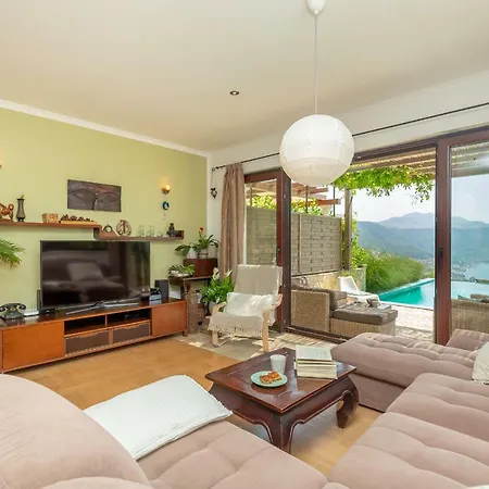 Hedera Estate, House Hedera *