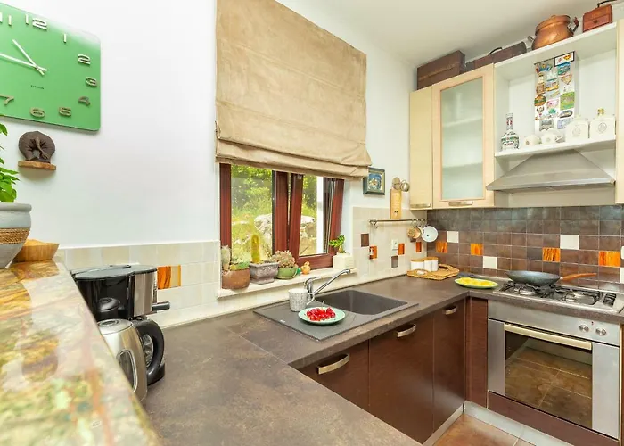 Hedera Estate, House Hedera Villa