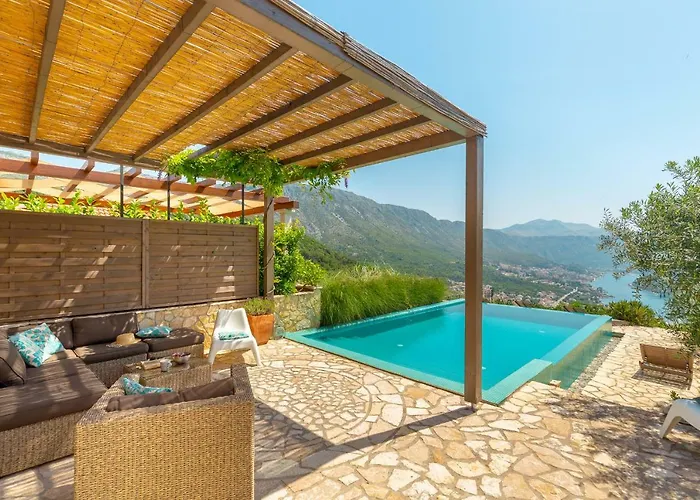 Hedera Estate, House Hedera * Mokošica