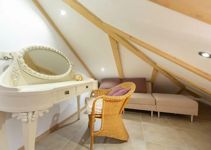 Hedera Estate, House Hedera Villa